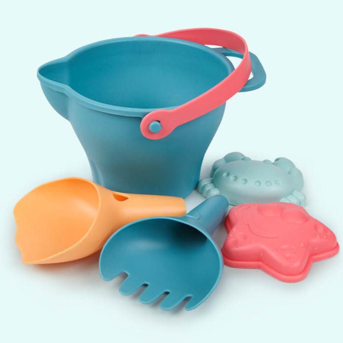 Children's beach toys